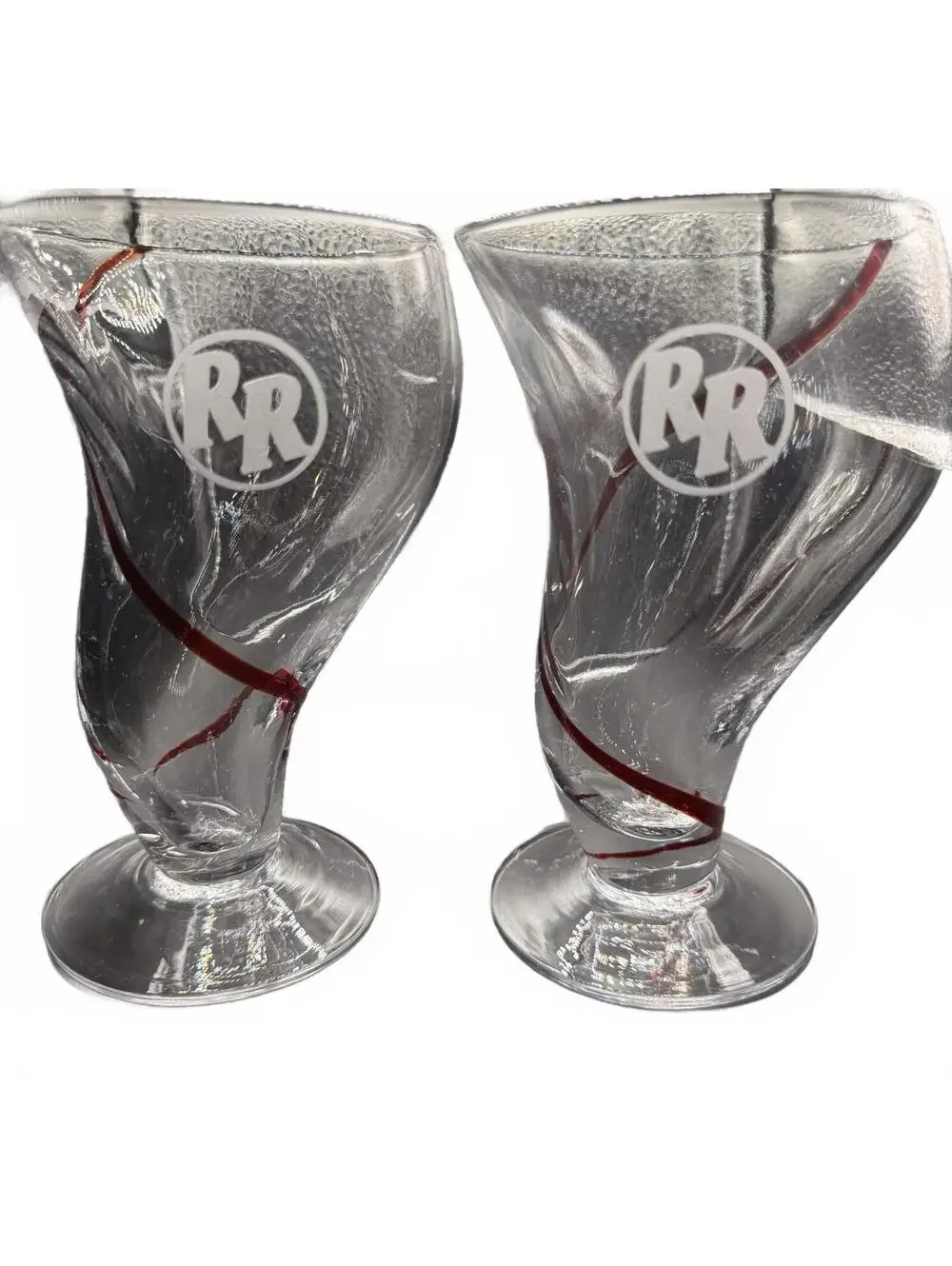 Red Robin Set of 2 16 oz Clear Glass Beer Glasses Red Swirl RR Logo Decorated